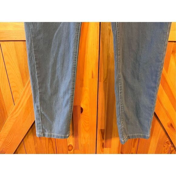 Pastel Jeans New York/ Los Angeles/Japan 18 (2585) - Picture 2 of 8